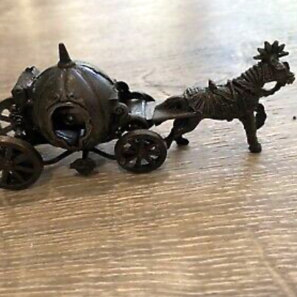 Cast Metal Cinderella Carriage